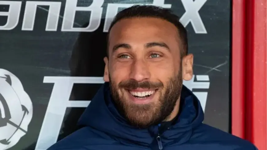 Siyah beyazlılar kahroldu! Cenk Tosun takıma veda etti